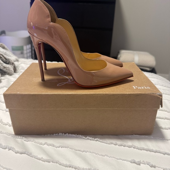 Louboutin Hot Chick Nude Size 36 - Picture 1 of 7